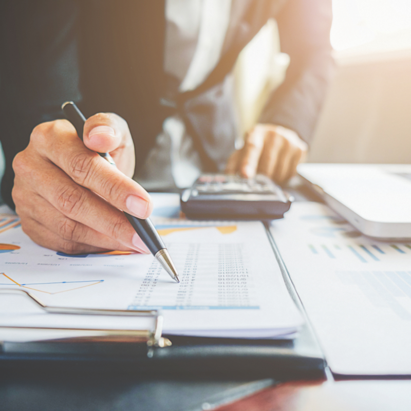 03 [MAIN] Consultas personalizadas